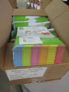 lot 102 image: 1 case of 300 samples of baby ganic...