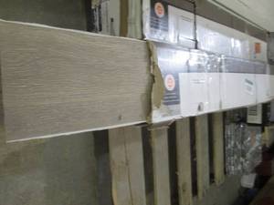 lot 213 image: 5 cases of traffic master peel and ...
