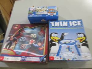 lot 245 image: thin icce game,3d superman dart boa...