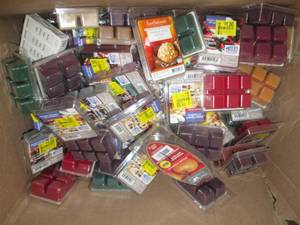 lot 330 image: lot of scented wax cubes ...