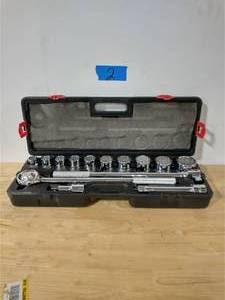 Husky 34 in. Drive Ratchet and SAE Socket Set (14-Piece)