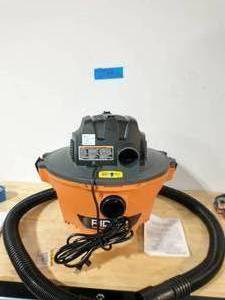 RIDGID 6 GAL WET DRY VAC