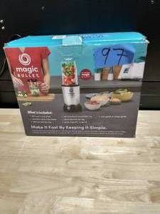 MAGIC BULLET 18 OZ 18 oz. Single Speed Silver Jar Blender with Recipe Book