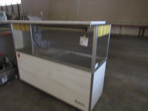 lot 5 image: 2 Popcorn counters
