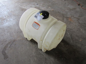 lot 3 image: 35 Gallon sprayer tank