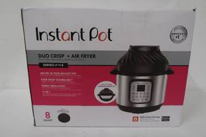 Instant Pot - Duo Crisp 8qt Digital Multi Cooker with Air Fryer - Stainless SteelSilver
