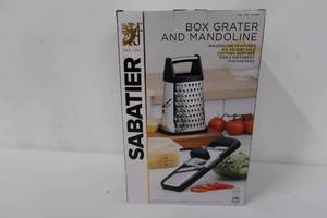 Sabatier 2 Piece Box Grater and Mondoline Slicer Set
