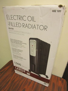ELECTRIC OIL-FILLED RADIATOR HEATER, LARGE ROOM SIZE - NEW