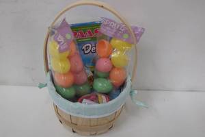 lot 923 image: Woven Easter Basket Set with Refillable Eggs, Toys and Egg Decorating Kit - NEW