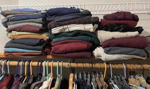 lot 13 image: Mens Clothing Items