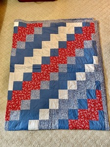lot 22 image: Red, White, and Blue Quilt