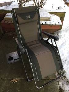 lot 57 image: Timber Ridge Folding Lounge Chair