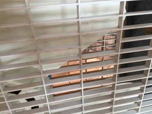 lot 141 image: K-Mart Floor Fan