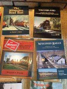 lot 260 image: Large Lot of Railroad Books