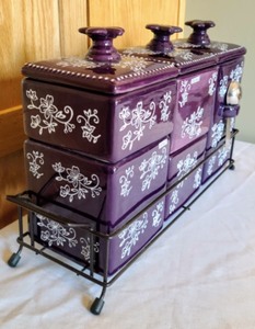 lot 182 image: Temptations Canister Set