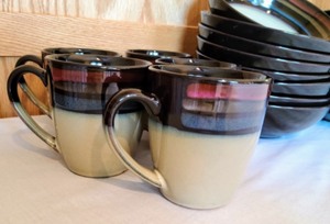 lot 183 image: Pfaltzgraff Galaxy Red Dish Set