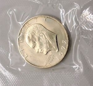 lot 216 image: Pair of 1972 Uncirculated Eisenhower Silver Dollars