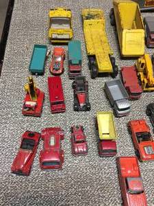 lot 304 image: Vintage Die Cast Car Lot