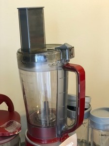 lot 156 image: Ninja 16 Piece Blender Set