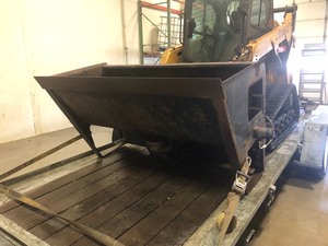lot 10 image: Universal Mount Bobcat Skid Loader Skid Steer Hydraulic SaltSand Material Spreader