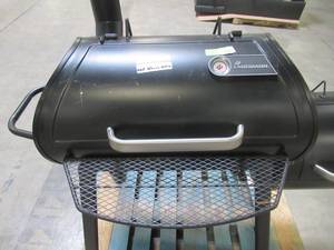 lot 313 image: Landmann Vinson 300 CharcoalWood Grill Smoker in Black 480521