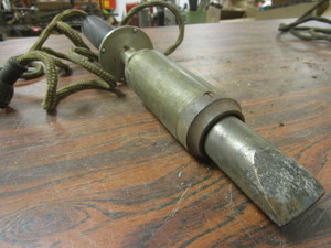 lot 828 image: VINTAGE AMERICAN BEAUTY SOLDERING IRON, AMERICAN BEAUTY POWER UNIT, AND ACCESSORIES