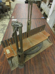 lot 833 image: VINTAGE STANLEY MITRE BOX