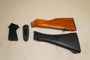 lot 130 image: AK Parts - Stocks, Grip