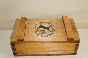lot 142 image: Minnesota Deer Hunters Association Wood Storage Box