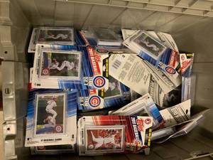 ASSORTED BASEBALL CARDS