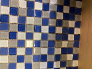 DALTILE GLASS MOSIAC TILE