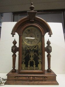 lot 928 image: VINTAGE WM L. GILBERT JUPITER MANTLE CLOCK, 1879