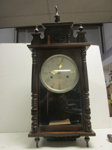 lot 929 image: VINTAGE LINDEN 31-DAY CLOCK