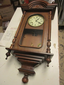 lot 931 image: VINTAGE CENTURION CLOCK