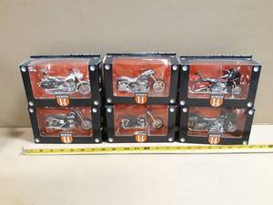 Maisto Diecast Harley Davidson Collection - Series 14 - 118 Scale