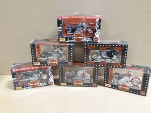 Maisto Diecast Harley Davidson Collection - 118 Scale