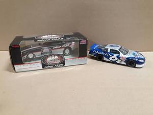 MAC Tools 124 Funny Car  124 Viagra Mark Martin Stock Car (Autograph on hood)
