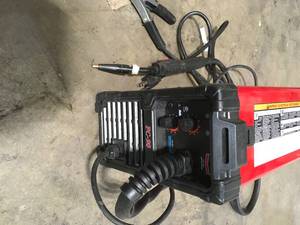 Century 90 Amp FC90 Flux Core Wire Feed Welder and Gun, 120V open box customer reuns see pictures