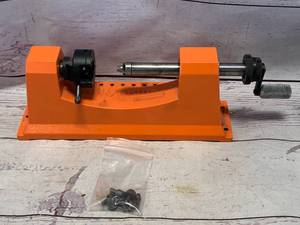 lot 84 image: Lyman Universal Case Trimmers