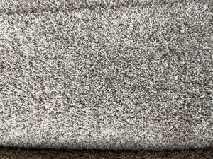 lot 977 image: 12 x 143 Carpet Remnant