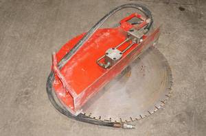 lot 5 image: Wolverine 30 Hydraulic Concrete Hand Saw