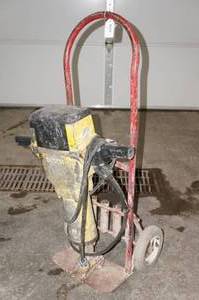 lot 9 image: Bosch Brute 11304 Demolition Hammer on Cart