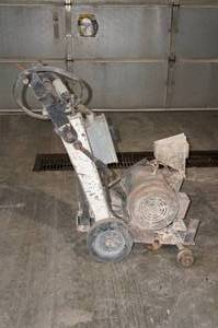 lot 7 image: Cimline Walk Behind Concrete Slab Saw