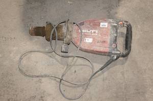 lot 69 image: Broken Hilti TE-1000-AVR Demolition Hammer