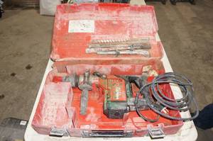 lot 61 image: Hilti TE-55 Rotary Hammer Drill in Case