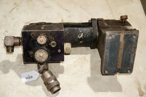 lot 44 image: Longyear Hydraulic Drill - Broken Spindle