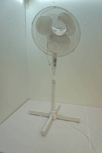 Oscillating fan