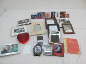 Desk photo frames