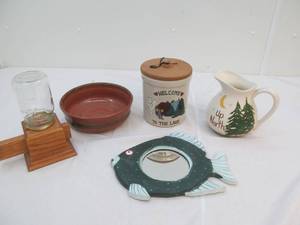 Pitcher, bow, dispenser, mirror