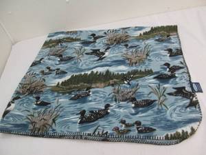 Loon throw